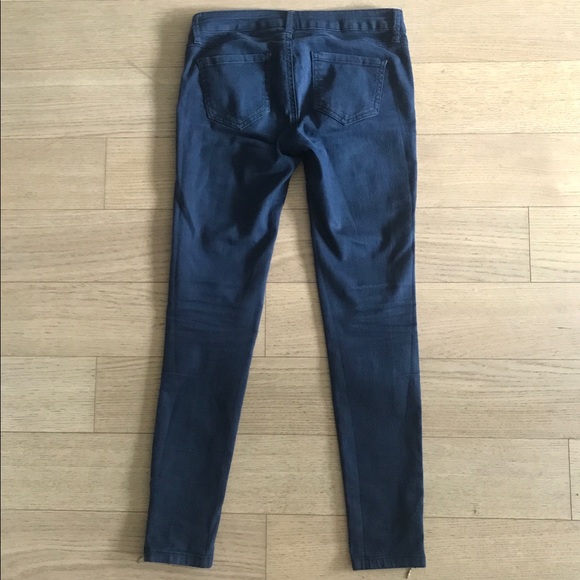 Black Skinny Jeans with Zipper at Leg Opening  Size: 26 - EUC - Picture 5 of 6